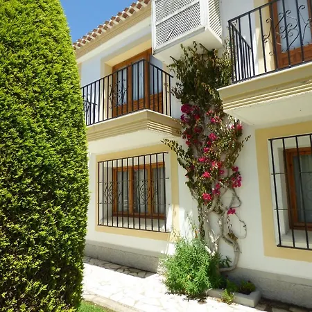 Birds Paradise Vera Coast Apartment *